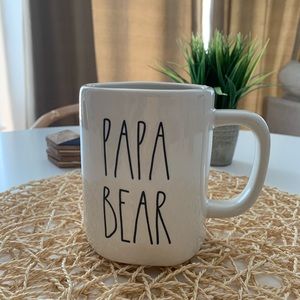 Rae Dunn Artisan Collection “PAPA BEAR” mug